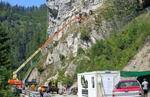 S ponedeljkom bodo odpravili popolno zaporo med Godovičem in Idrijo