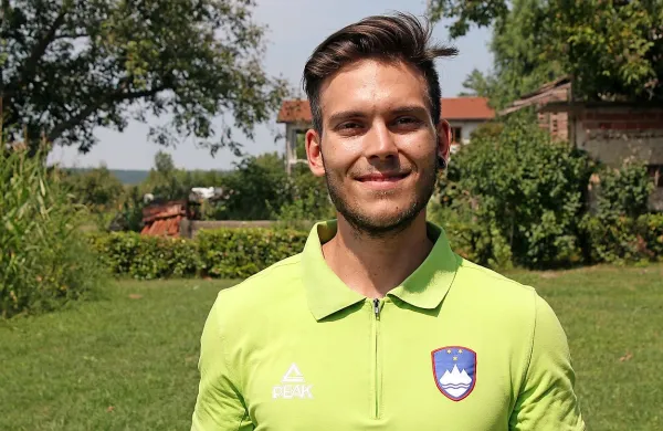 Luka Bitežnik, srebrn na EP s prosto letečimi modeli
