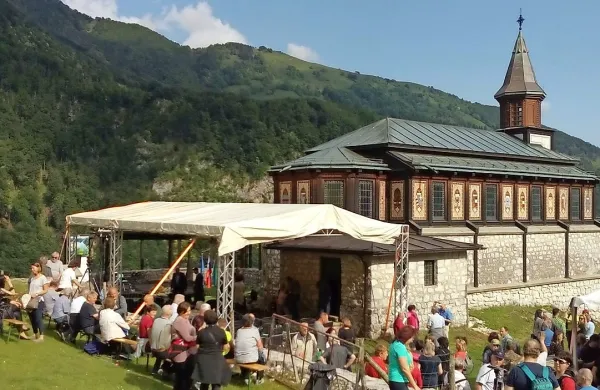 Omejitve proti Javorci