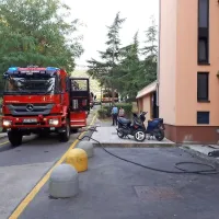 Požar zanetile baterije?