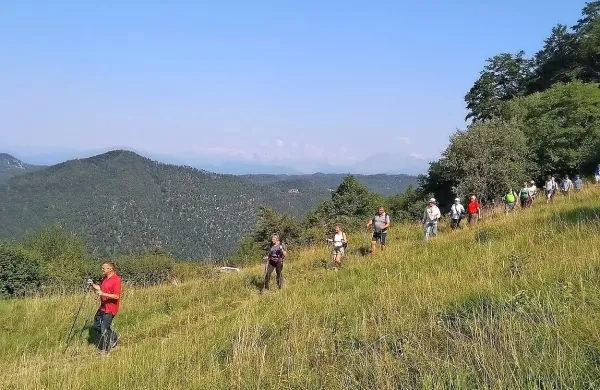 Praznik narave je vključeval tudi pohod po poti za zidom, ki vodi 
po naravi okoli kraja.