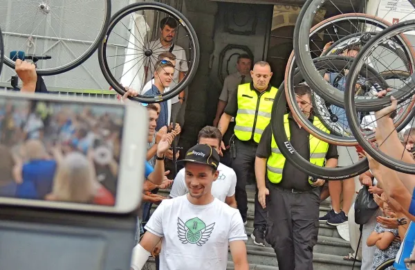 Slovenski kolesar Primož Roglič bo po velikem uspehu na dirki po 
Franciji, ko je v skupni razvrstitvi končal na četrtem mestu, 
septembra popeljal svojo ekipo Lotto NL-Jumbo na dirko po 
Britaniji.
