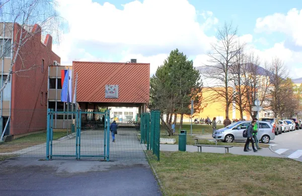 Šolski center Nova Gorica bo prejel nekaj manj kot 850.000 evrov 
od ministrstva za izobraževanje.