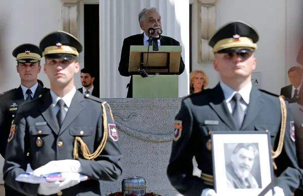 Akademik Matjaž Kmecl je dejal, da tako 