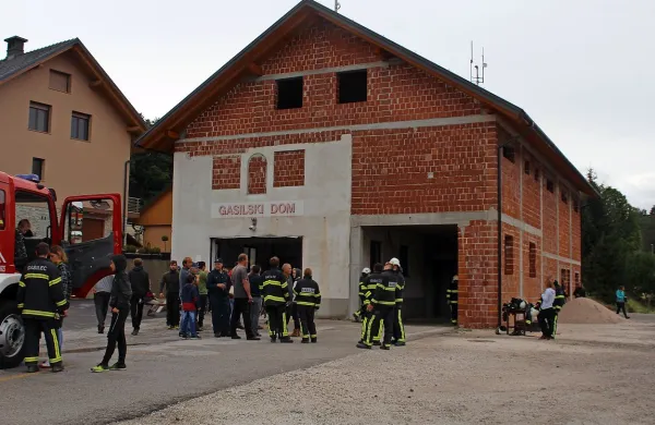 Godovič bo dobil večji gasilski in krajevni dom, a do zaključka del 
manjka še 250.000 evrov.