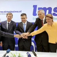 Predsedniki LM&Scaron;, SD, SMC, SAB in Desus podpisali koalicijski sporazum