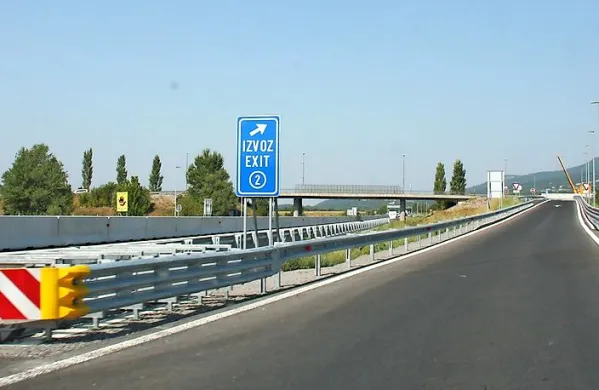 Načrti za odsek med Selom in &Scaron;empetrom