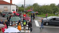 V Jel&scaron;anah krajani protestno ustavili promet