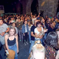Iz Taverne je odmeval rock