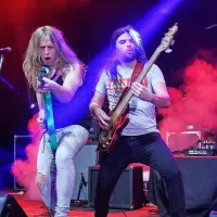 Iz Taverne je odmeval rock