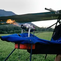 Klemenčič z zmajem na reaktivni pogon.