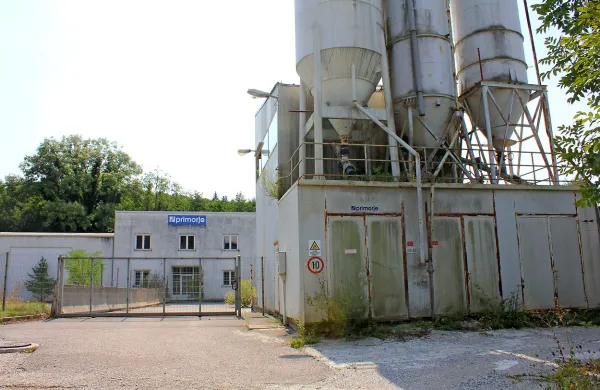 Izklicna cena 439.678 evrov  za obrat betonarne v Kromberku na 
3638 kvadratnih metrov velikem zemljišču ni privabila kupcev.