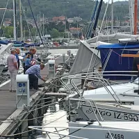Vlomili v plovila