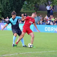 Zvezde na igri&scaron;ču so pregnale oblake in dež