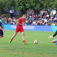 Zvezde na igri&scaron;ču so pregnale oblake in dež