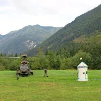 Aljažev stolp po 123 letih prvič zapustil Triglav