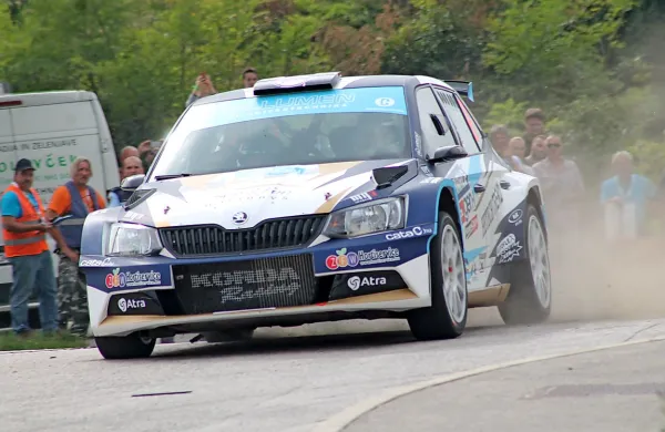 Tretji je bil Madžar Krisztian Hideg (škoda fabia R5).