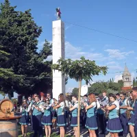 Prva slovenska vinska fontana v nesporni prestolnici Dežele refo&scaron;ka