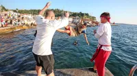 &ldquo;Stop! Naj oče fotografira!&rdquo;