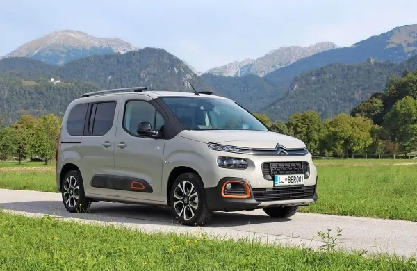 Berlingo že od leta 1996 razveseljuje družine in male obrtnike.