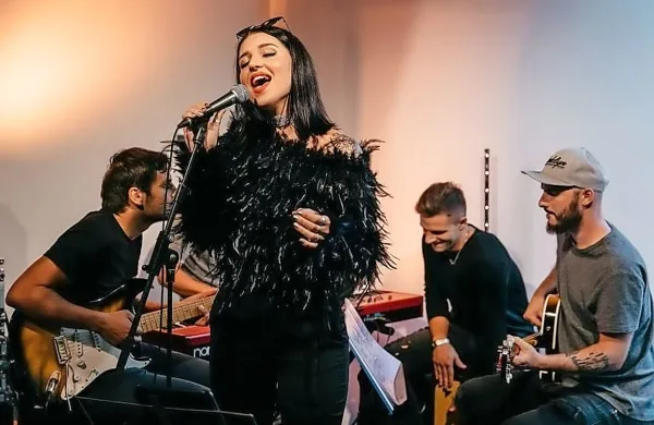 Maja Keuc bo z Amaya Kvartetom v Kopru nastopila 25. septembra.