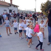 V Dolu imajo novo igri&scaron;če in večnamensko plo&scaron;čad
