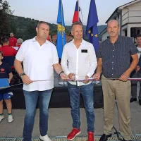 V Dolu imajo novo igri&scaron;če in večnamensko plo&scaron;čad