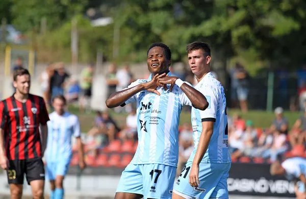 Osuji Amarachi (v ospredju) je dosegel prvi gol za Gorico v 
Vipolžah.