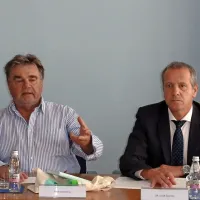Ivan Jakovčić (levo) in Igor Šoltes sta včeraj v Kopru nanizala nekaj 
zamisli o razvojnih priložnostih Istre. 