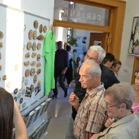 Ne prodajalna, izložba ustvarjalnosti domačinov
