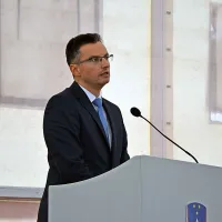 &Scaron;arec na Cerju pozval Slovence k enotnosti: &ldquo;Tudi to je mir, da držimo skupaj&rdquo;