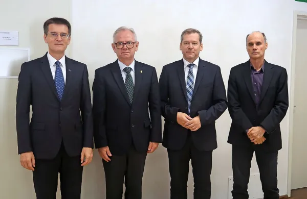Rektorji univerz v Mariboru, Novi Gorici, Ljubljani in na Primorskem (z leve) si želijo čimprejšnjih pogovorov z ministri nove 
vlade.