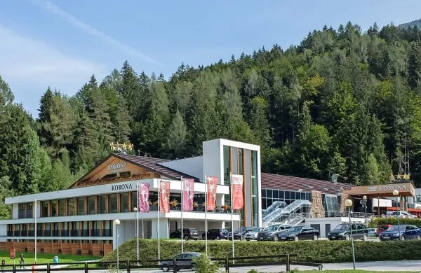 Prenovljena Korona ima več igralniških kapacitet, boljšo hotelsko 
ponudbo. Za Hit predstavlja vstopno točko za avstrijski trg.