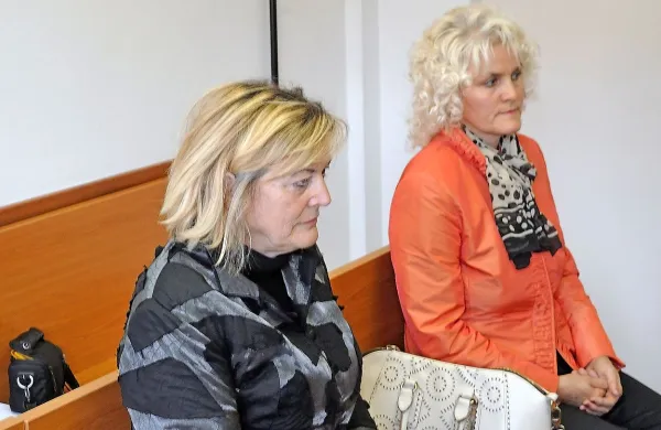 Nekdanja direktorica Vegrada Hilda Tovšak (levo) in direktorica 
kadrovskega sektorja Vegrada Branka Gabrijel sta maja 2016 
priznali krivdo zaradi zlorabe položaja.