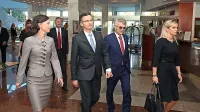 Predsednik vlade Marjan Šarec je na menedžerskem kongresu 
miril direktorje in jih pozval k sodelovanju za skupno dobro.