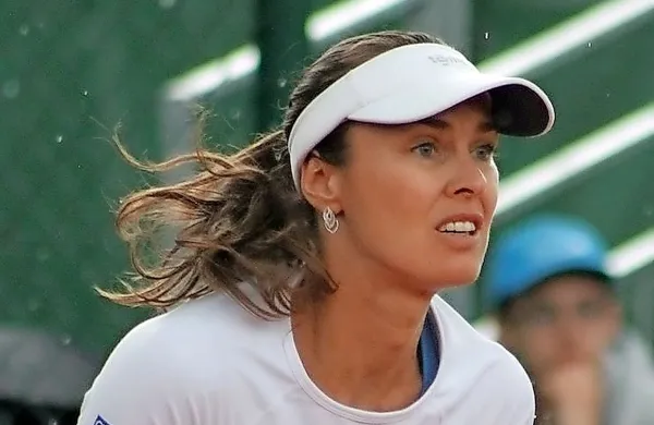 Nekoč najboljša teniška igralka sveta Martina Hingis pričakuje 
naraščaj.
