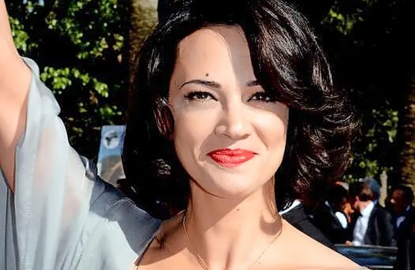 Asia Argento je priznala, da je imela spolni odnos s precej mlajšim 
igralcem Jimmyjem Bennettom, ki jo je obtožil, da ga je kot 
najstnika spolno napadla.