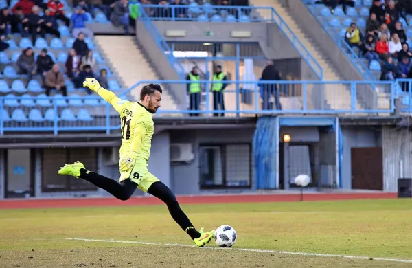 Januš Štrukelj bo danes branil novogoriška vrata v športnem 
parku. 