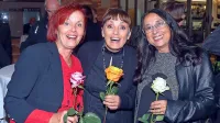 Srečanja so se razveselile (z leve) prva učiteljica harfe na Glasbeni 
šoli Koper Svetlana Lučka Joksić, nekdanja ravnateljica Marija 
Gombač in profesorica klavirja  Nuša Gregorič. 