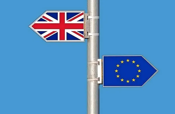 V Londonu protesti s pozivi k referendumu o brexitu