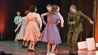 Folklorno društvo Gartrož iz Nove Gorice  je v Žalcu predstavilo energičen in hudomušen ples.