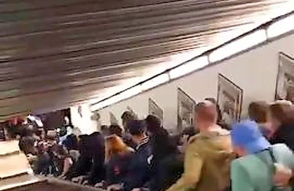 Po nesreči na tekočih stopnicah v Rimu v bolni&scaron;nicah 24 ljudi