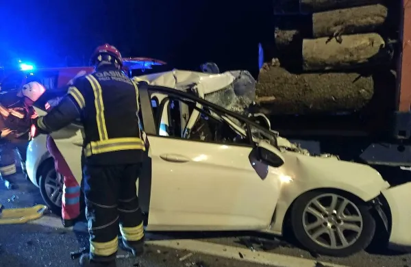 Mladi voznik je v bolnišnici umrl več kot mesec dni po hudi 
nesreči. 