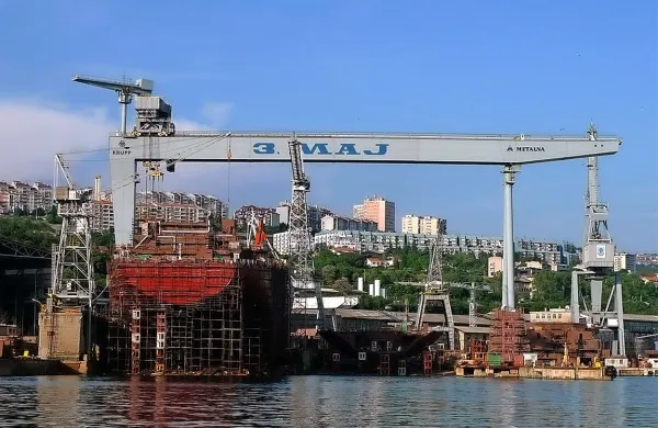 Italijanska ladjedelniška družba Fincantieri je poslala pismo o 
nameri za prevzem reške ladjedelnice 3. maj.