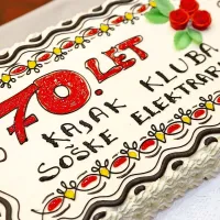 Torta ob jubileju ni mogla manjkati.