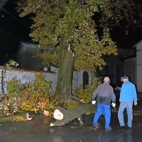 Močno neurje je včeraj okoli 18. ure zajelo tudi Vipavo. 