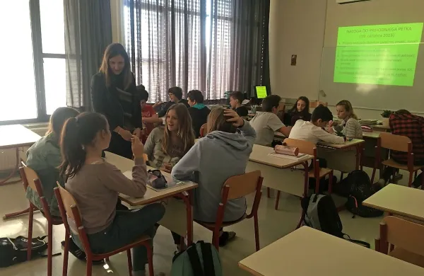 Sežanski osmošolci so sodelovali na neformalnem izobraževanju z 
naslovom Mladi razmišljajo o zeleni prihodnosti.