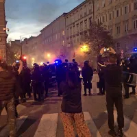 Shoda neofa&scaron;istov in antifa&scaron;istov v Trstu minila mirno