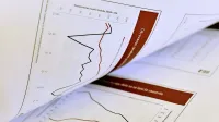 Javnofinančni primanjkljaj v območju evra in v EU se je v drugem četrtletju letošnjega leta znižal in dosegel najnižjo točko v zadnjih 16 letih.