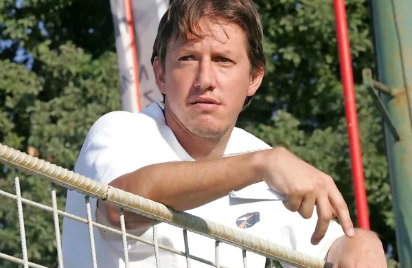 Igor Benedejčič bo vodil slovenske nogometaše proti Norveški in 
Bolgariji.